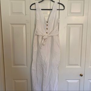SO FLATTERING white jumpsuit - like new!